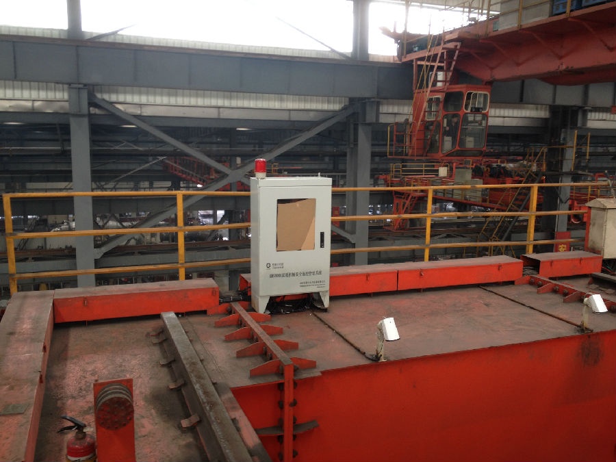 南京某冶金公司安裝門式起重機安全監控系統二