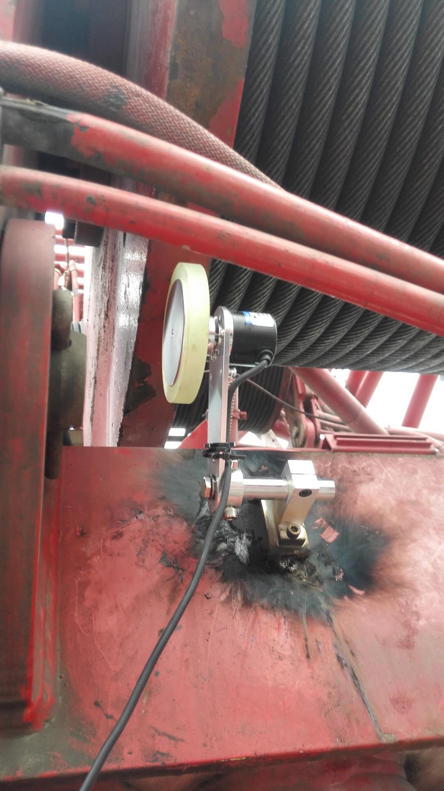 黑龍江七臺河履帶吊安全監(jiān)控管理系統(tǒng)安裝調試現(xiàn)場